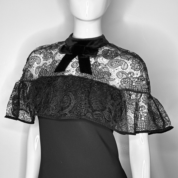 SELF POTRAIT Black Cape Dress  Lace Mini Dress US 10 - Picture 4 of 10